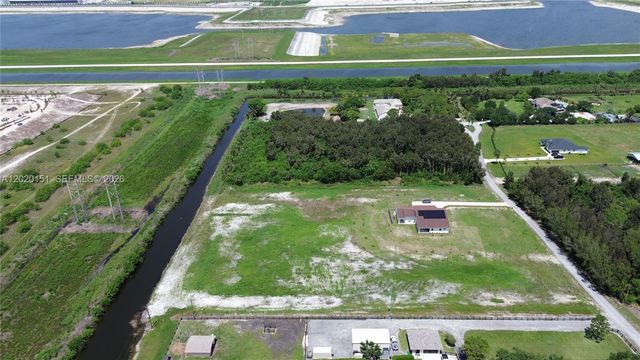 19860 Skyhawk Lane, Loxahatchee, FL 33470