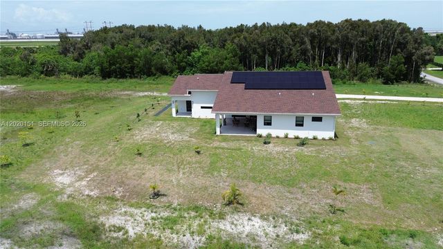 19860 Skyhawk Lane, Loxahatchee, FL 33470