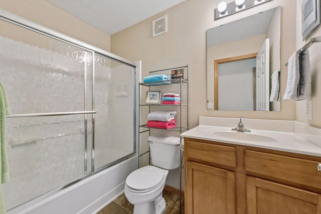 11733 Emery Village Drive N, Champlin, MN 55316