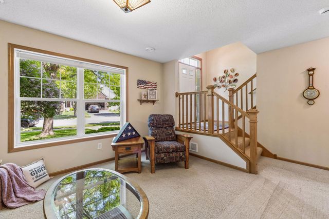 11733 Emery Village Drive N, Champlin, MN 55316