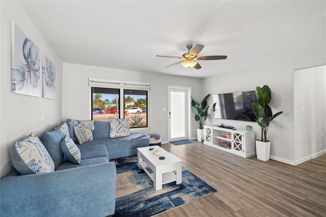 2917 NW 9th Ave, Wilton Manors, FL 33311