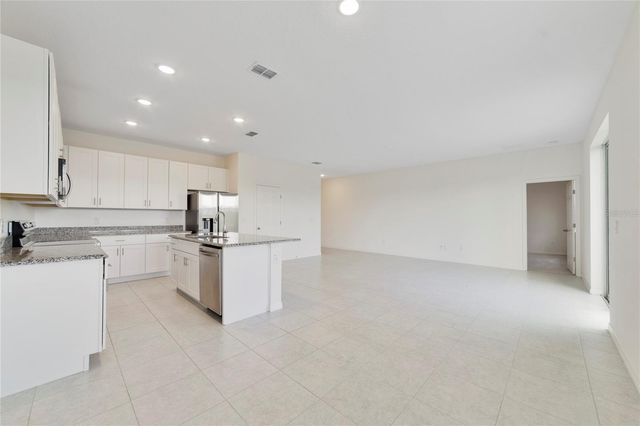 662 FAIRVIEW AVENUE, Haines City, FL 33844