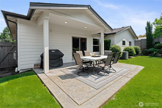 2218 N Huson, Tacoma, WA 98406
