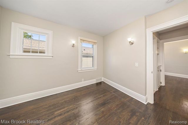 3216 Garden Avenue, Royal Oak, MI 48073