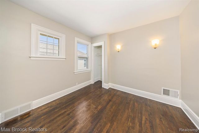 3216 Garden Avenue, Royal Oak, MI 48073