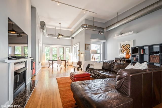 1635 W Estes Avenue 4W, Chicago, IL 60626