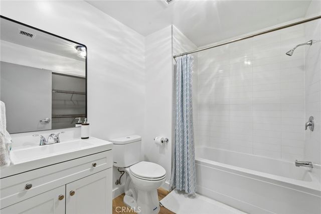 645 W 9th St 424, Los Angeles, CA 90015