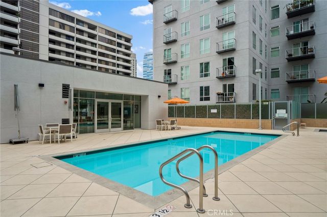 645 W 9th St 424, Los Angeles, CA 90015