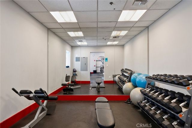 645 W 9th St 424, Los Angeles, CA 90015