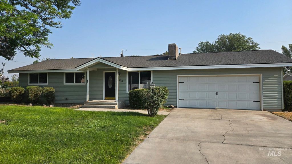 684 Crestview Dr, Twin Falls, ID 83301 photo 2