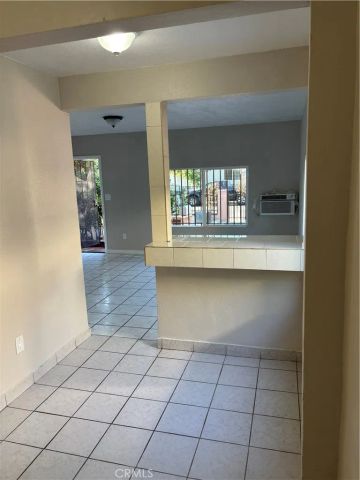 7880 N Claybeck Avenue, Sun Valley, CA 91352