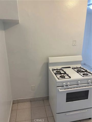 7880 N Claybeck Avenue, Sun Valley, CA 91352