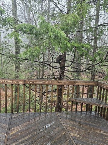 79 Pine Ridge Rd, Montgomery, MA 01085