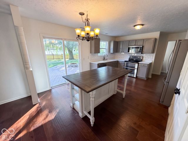 19448 Roudebush Boulevard, Noblesville, IN 46060
