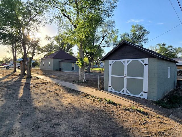 125 4th St, Cheraw, CO 81030