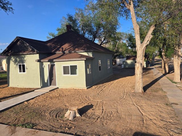 125 4th St, Cheraw, CO 81030