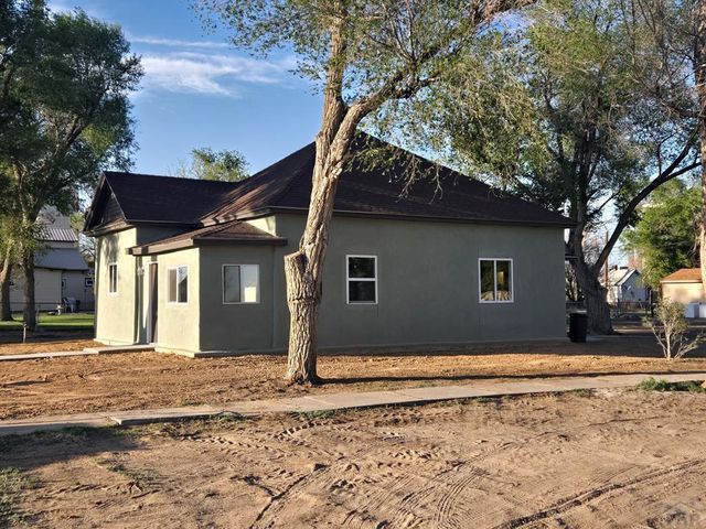 125 4th St, Cheraw, CO 81030