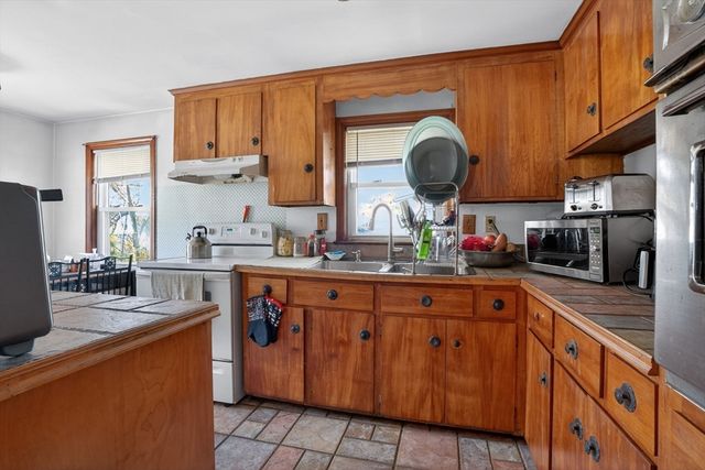 168 Main Street, Quincy, MA 02169