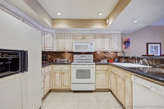 6004 S Atlanta Court 1, Tulsa, OK 74105