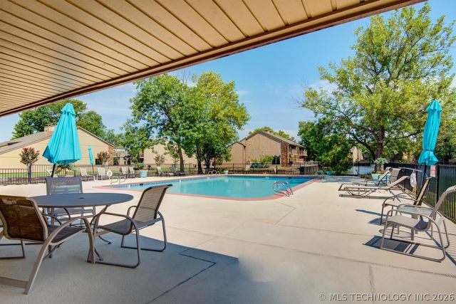 6004 S Atlanta Court 1, Tulsa, OK 74105