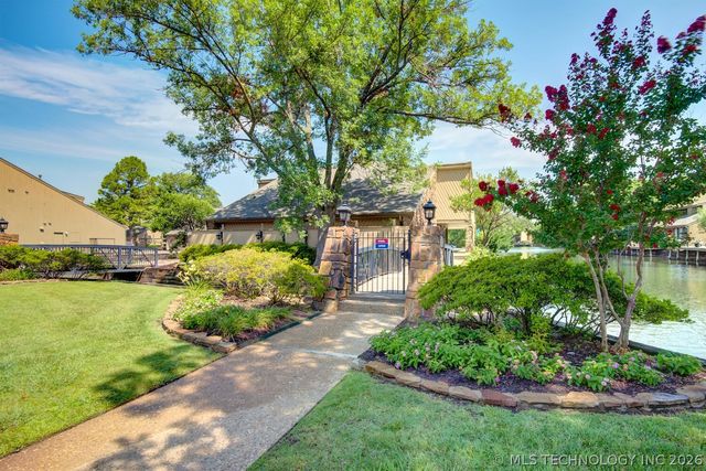 6004 S Atlanta Court 1, Tulsa, OK 74105