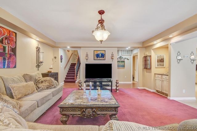 6004 S Atlanta Court 1, Tulsa, OK 74105