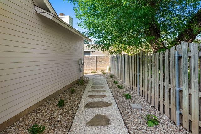 1714 Prairie Hen CV, Austin, TX 78758