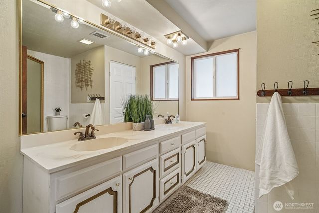 29206 112 Avenue SE, Auburn, WA 98092