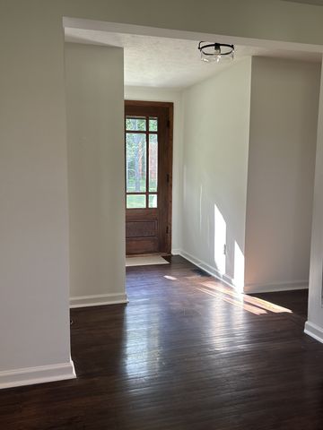 424 Buddy Rd, Burns, TN 37029
