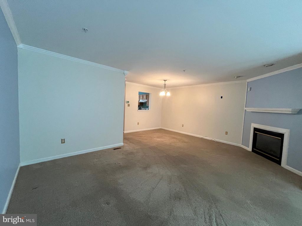 Image 10 of property listing at 704 SHALLOW RIDGE CT, Abingdon, MD 21009