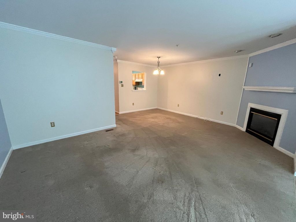Image 14 of property listing at 704 SHALLOW RIDGE CT, Abingdon, MD 21009