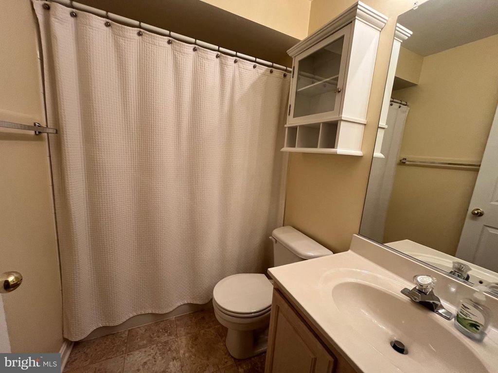 Image 29 of property listing at 704 SHALLOW RIDGE CT, Abingdon, MD 21009