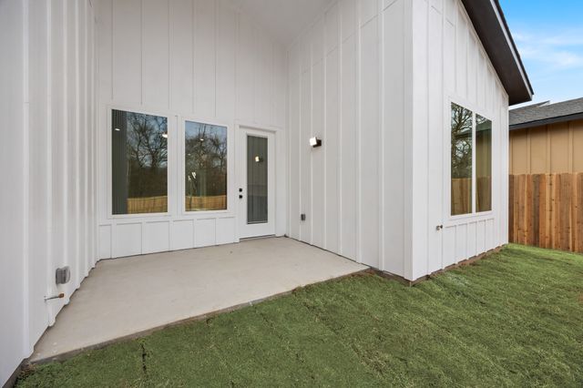 2153 Echo Lake Drive, Dallas, TX 75253