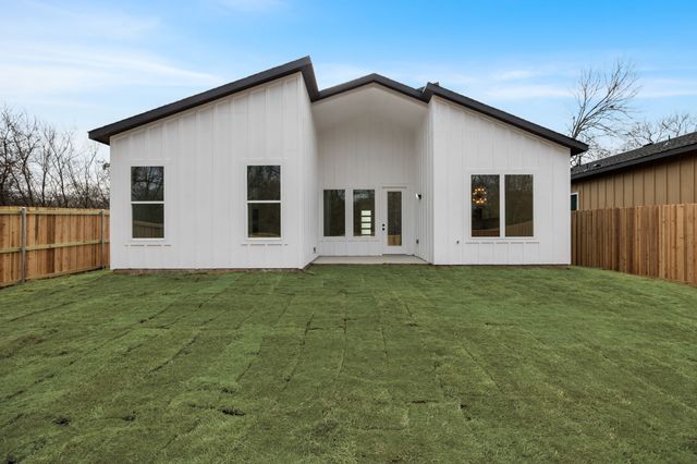 2153 Echo Lake Drive, Dallas, TX 75253