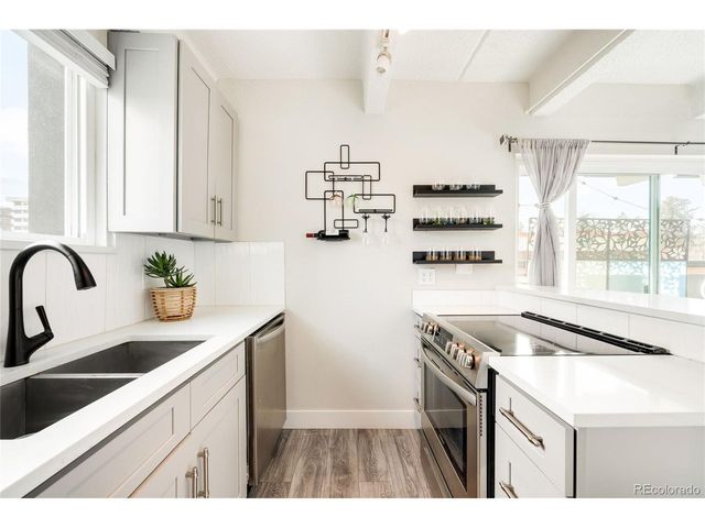 1265 Race St 301, Denver, CO 80206