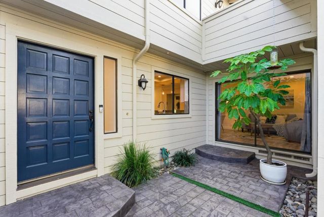 104 Lancewood Place, Los Gatos, CA 95032