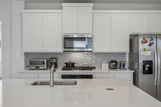 4101 Valley Mills Drive, Crandall, TX 75114