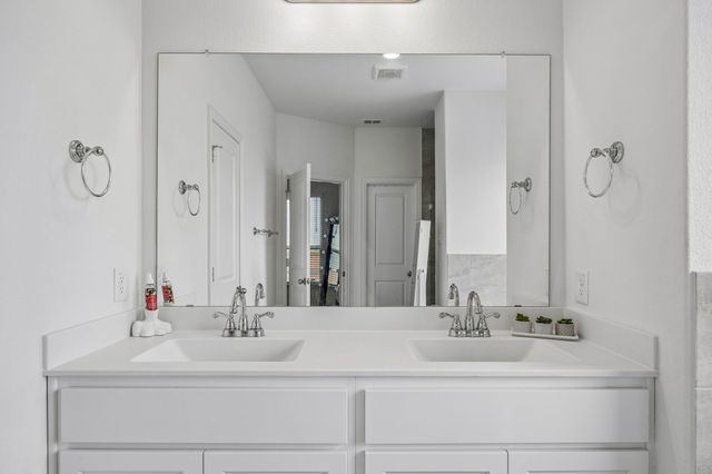 4101 Valley Mills Drive, Crandall, TX 75114