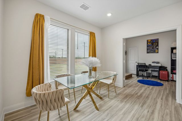 4101 Valley Mills Drive, Crandall, TX 75114