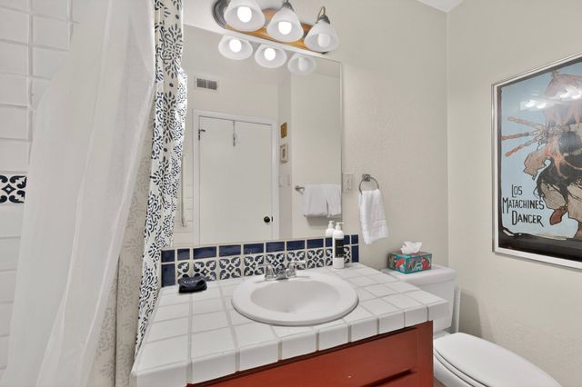 320 Artist Road 51, Santa Fe, NM 87501