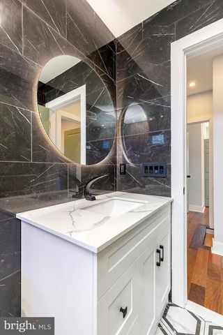 706 N SHEDWICK ST, Philadelphia, PA 19104