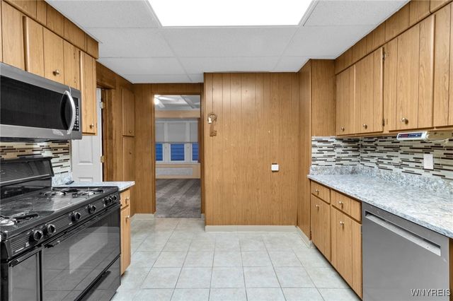 70 Dakota Street, Buffalo, NY 14216