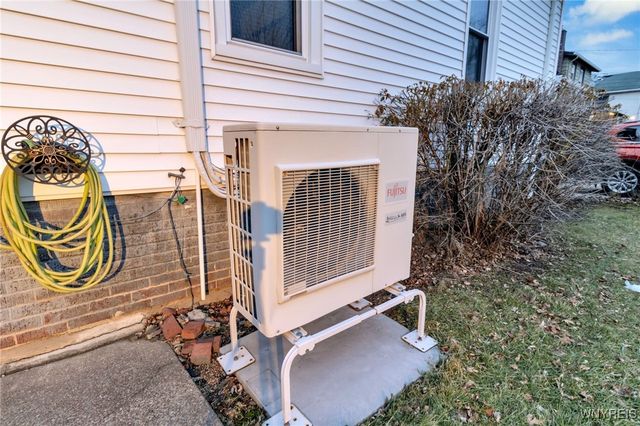 70 Dakota Street, Buffalo, NY 14216