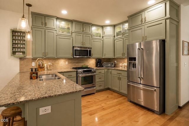 986 Stoneridge Avenue, Ashland, OR 97520