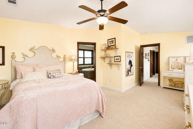 986 Stoneridge Avenue, Ashland, OR 97520
