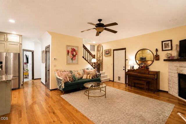 986 Stoneridge Avenue, Ashland, OR 97520