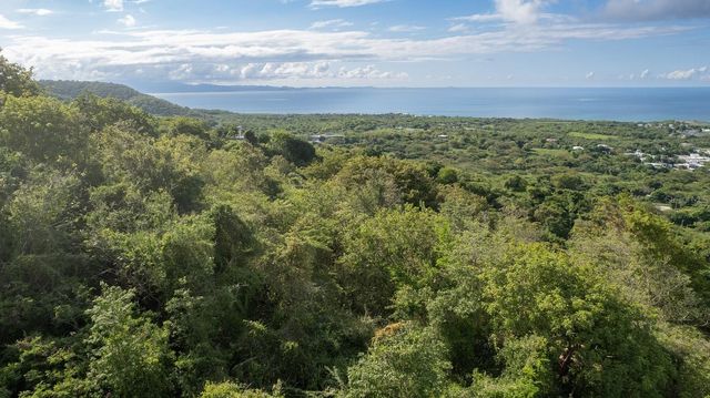 6B WINDHORSE, Vieques, PR 00765