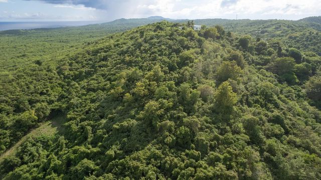 6B WINDHORSE, Vieques, PR 00765