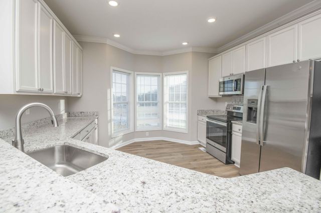 155 Waters Edge Drive, Spring City, TN 37381