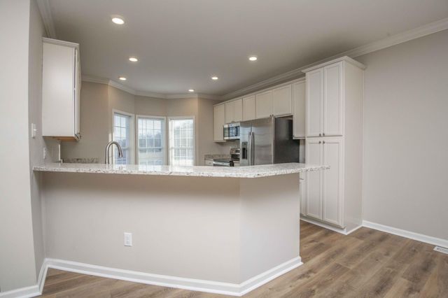 155 Waters Edge Drive, Spring City, TN 37381